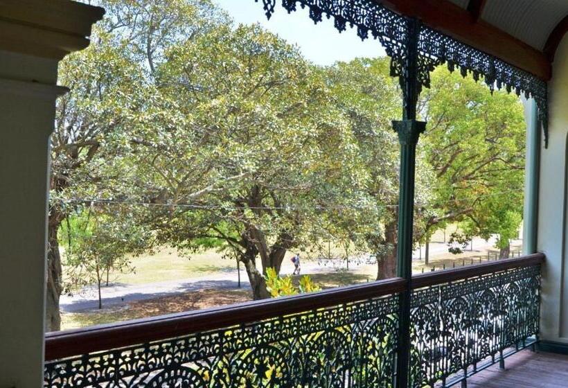 带阳台套房, Avonmore On The Park Boutique