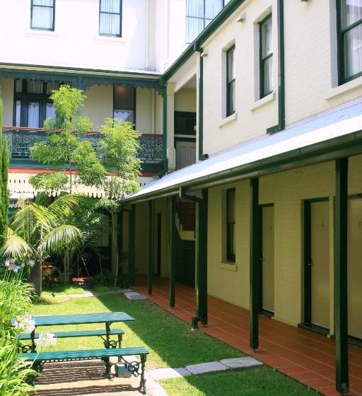 家庭交流房, Avonmore On The Park Boutique