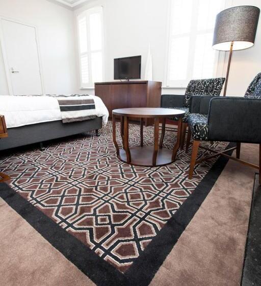 带大床的复式套间, Avonmore On The Park Boutique