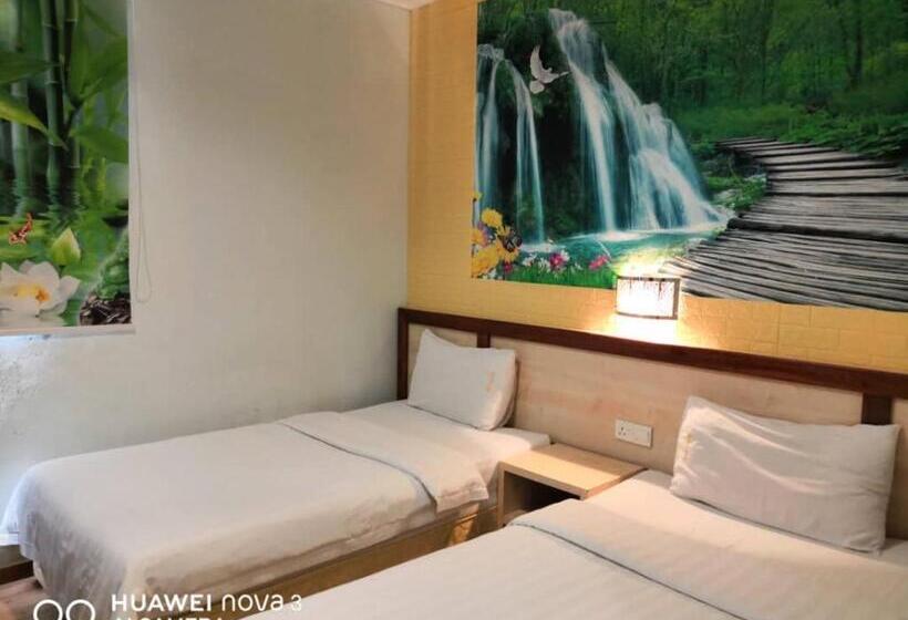 스탠다드 룸, Mega Inn