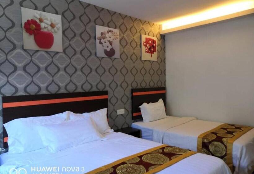 اتاق استاندارد سه نفره, Mega Inn