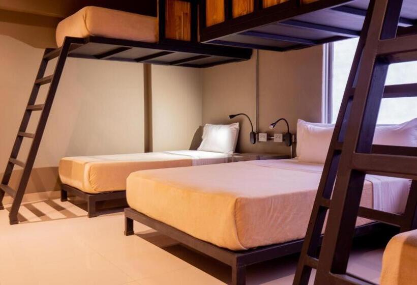 غرفة عائلية, Oz Hotel Cartagena