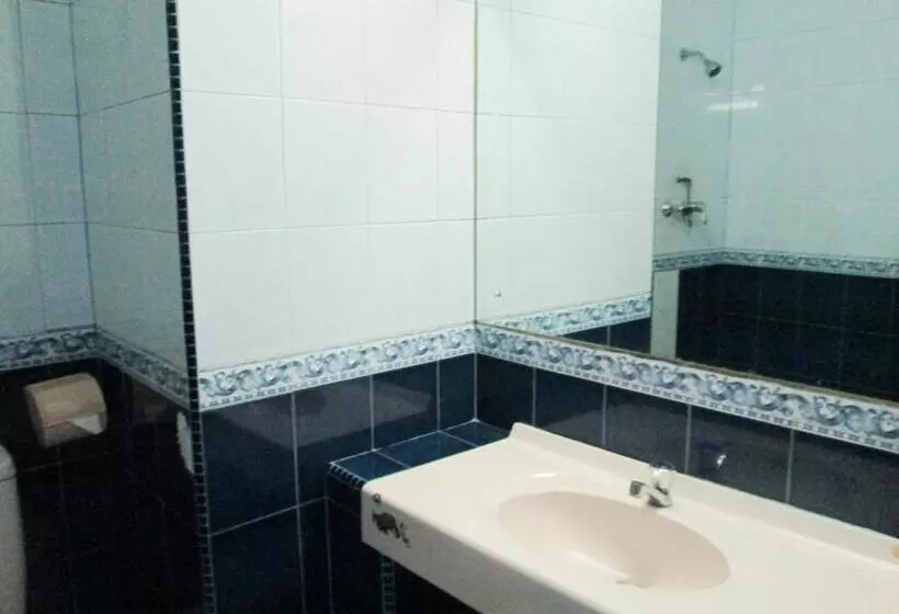 اتاق لوکس, Pelangi Hotel & Resort