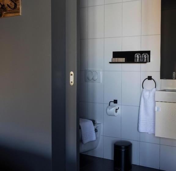 آپارتمان 2 خوابه, Rey Apartments