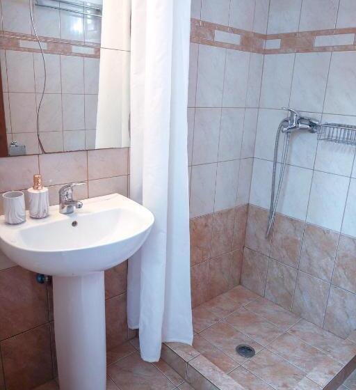 آپارتمان 1 خوابه با چشمانداز باغ, Sossinola