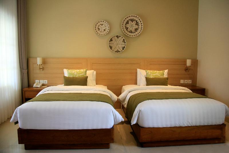 디럭스 룸, The Cakra