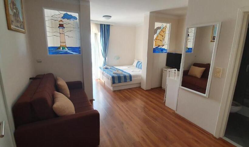 اتاق لوکس چهار تخته, Xanadu