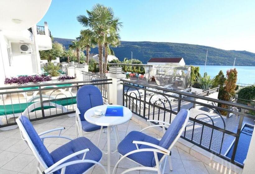 ویلای 1 خوابه با چشمانداز دریا, Xanadu