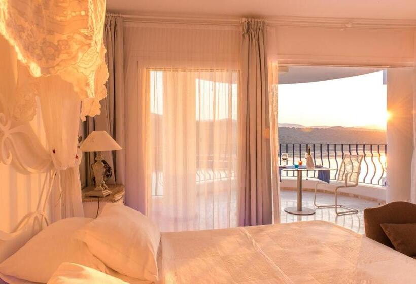 اتاق لوکس, Yalicapkini Boutique