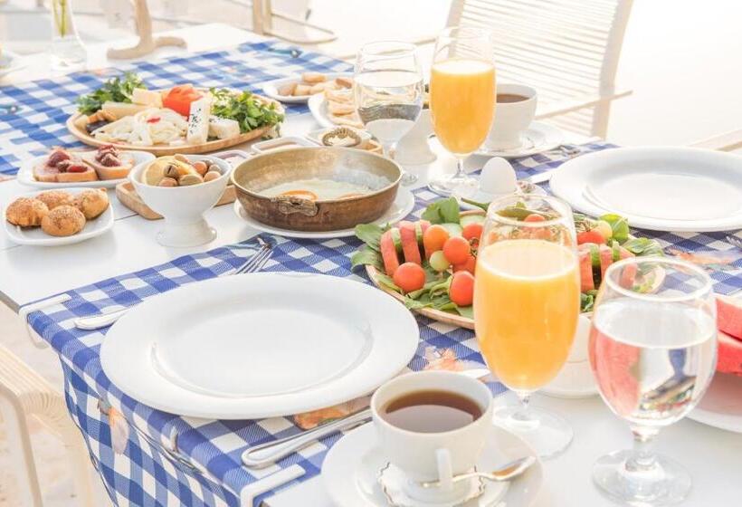 اتاق پرستیژ, Yalicapkini Boutique