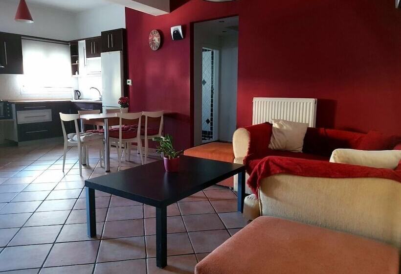 家族用アパートメント, Mc Queen Rooms & Apartments