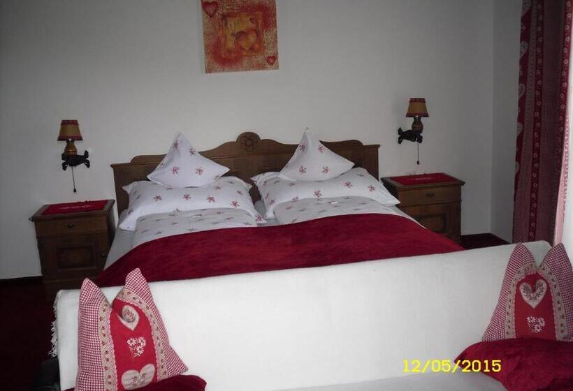 اتاق استاندارد با بالکن, Vorderwiesgut