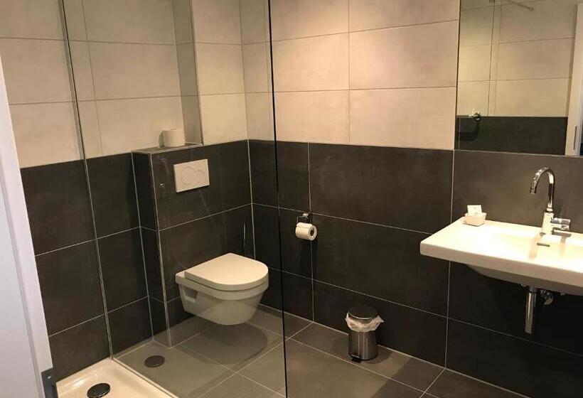 غرفة قياسية, Klapperburg