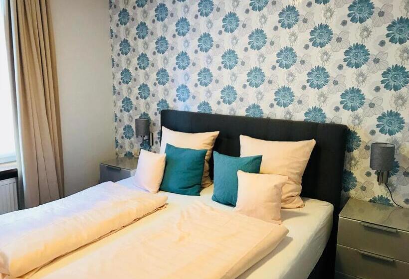 غرفة قياسية, Klapperburg