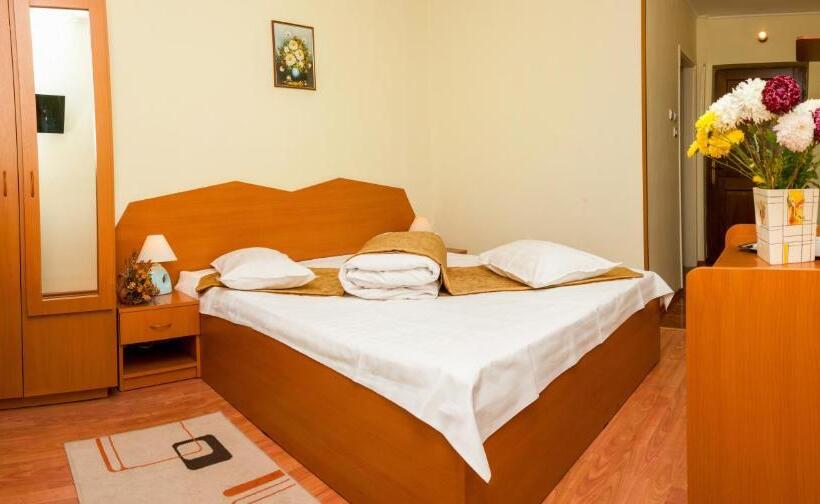 スタンダードルーム, Riviera