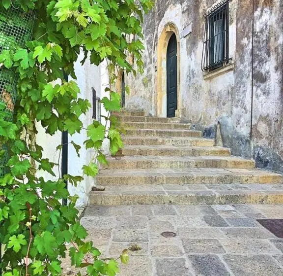 スタンダードトリプルルーム, A Casa Du  Ntunucciu