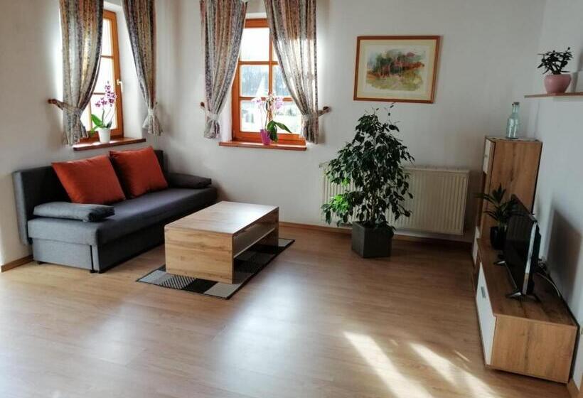 דירת חדר, Ferienwohnung Michlwirt