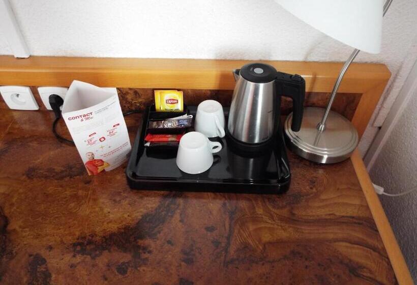 Camera Familiare, Arche