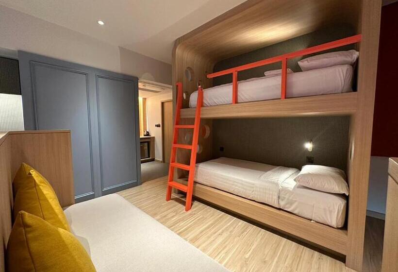 패밀리 스위트, Banlansuan Resort Sha Plus