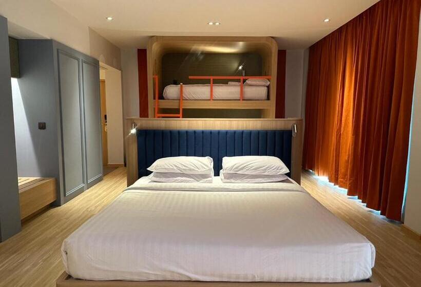 패밀리 스위트, Banlansuan Resort Sha Plus