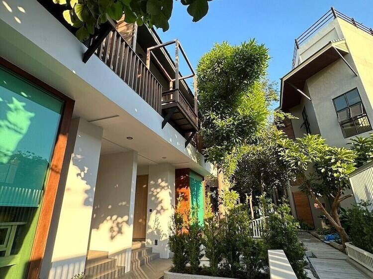 주니어 스위트, Banlansuan Resort Sha Plus