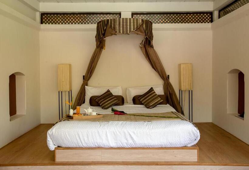 Camera Deluxe, Coconut Creek Resort Dabolim Airport