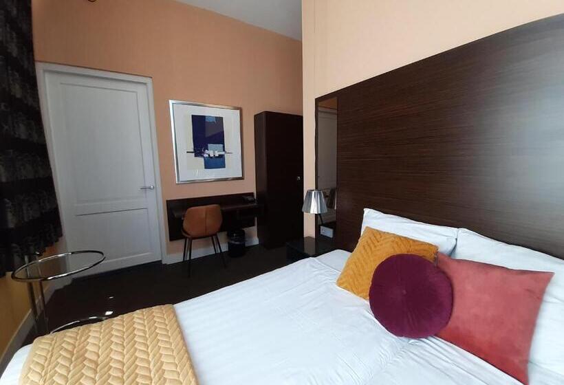 اتاق راحتی, De Villa