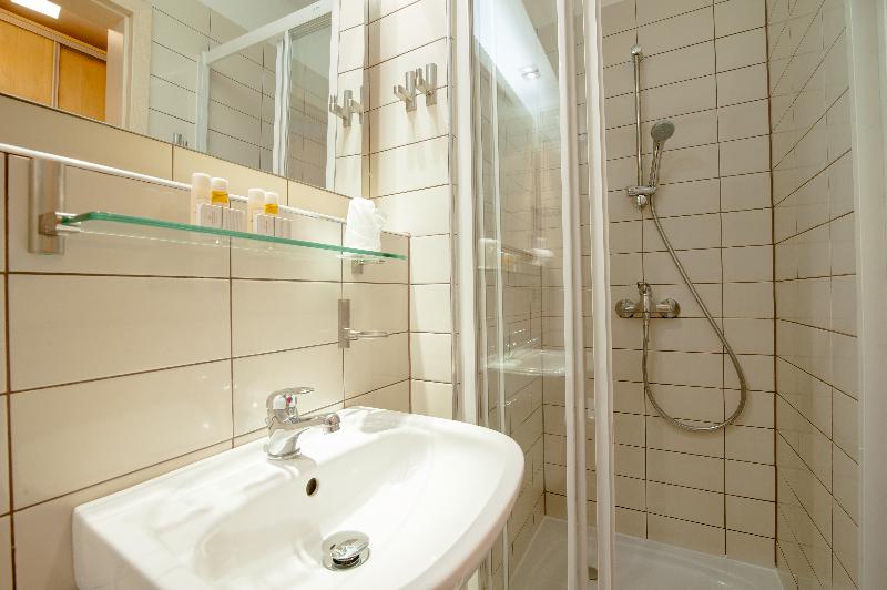 اتاق خانوادگی, Diament Ustroń