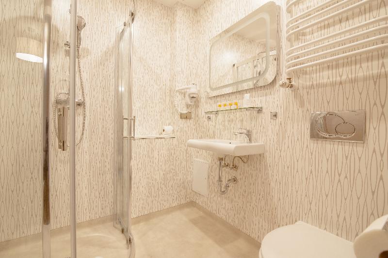 اتاق خانوادگی, Diament Ustroń