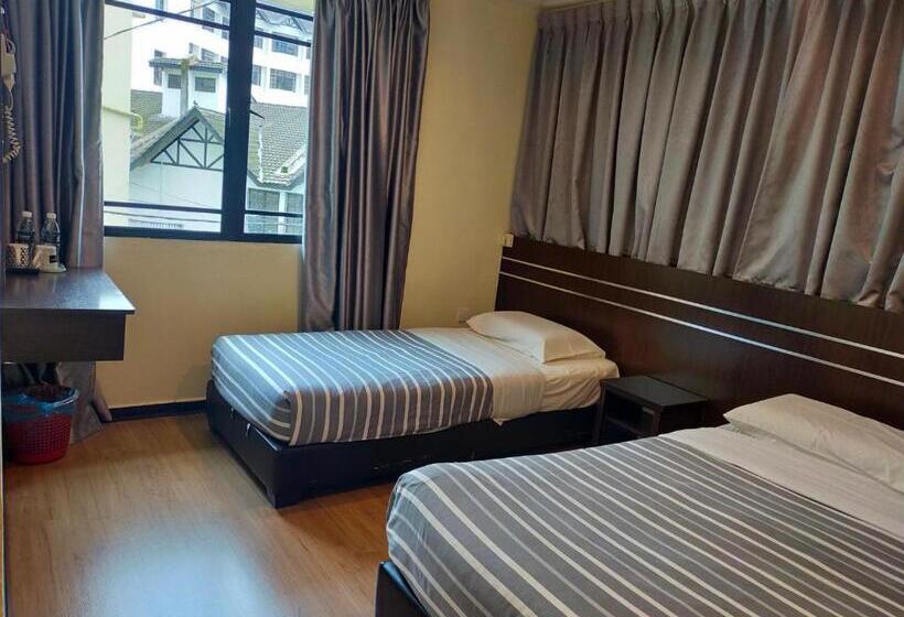 标准三人间, Hong Kong