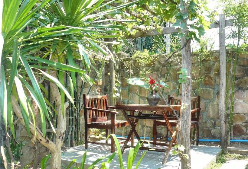 بنجلو ديلوكس, Mealea Resort