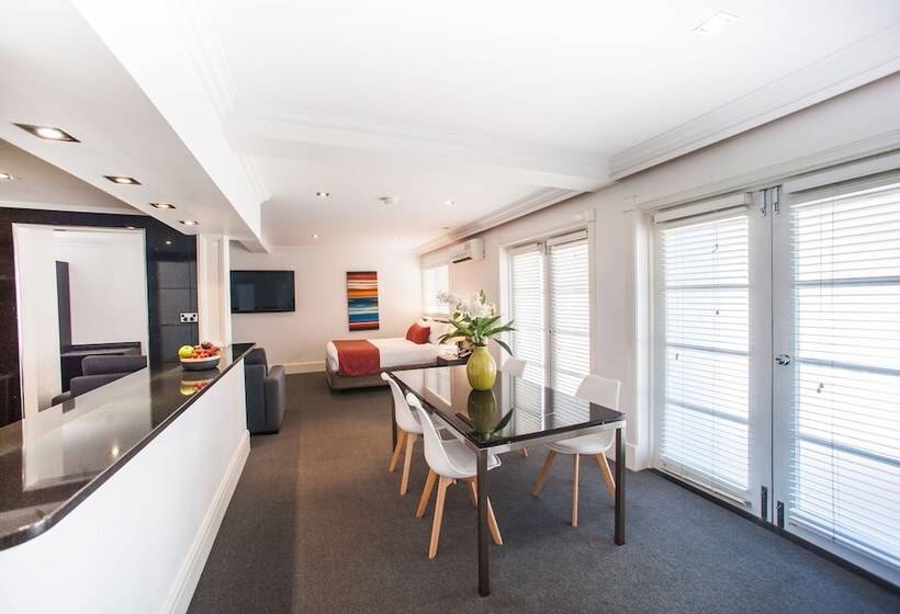 סוויטה דלוקס, Ramada Hotel & Suites By Wyndham Cabramatta