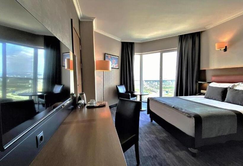 اتاق دلوکس مخصوص معلولین, Ramada By Wyndham Tekirdağ