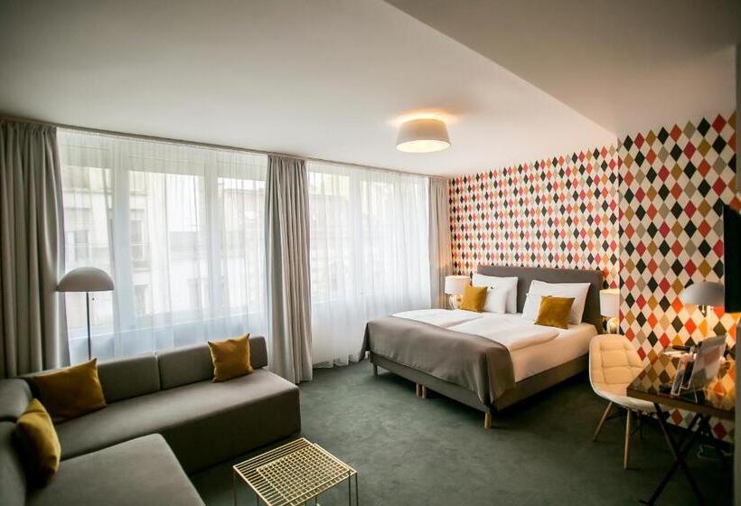 Номер Superior, Roombach Hotel Budapest Center