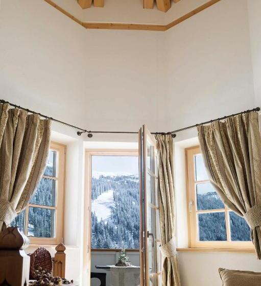 سوییت جونیور, Sporthotel Romantic Plaza