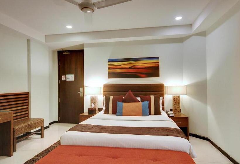 اتاق سوپریور, The Somerset