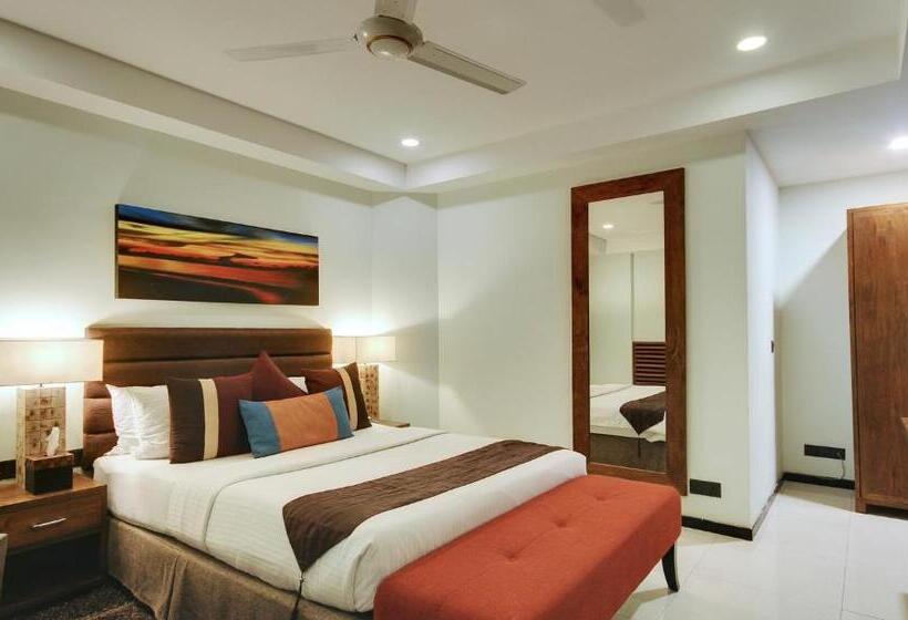 اتاق سوپریور, The Somerset