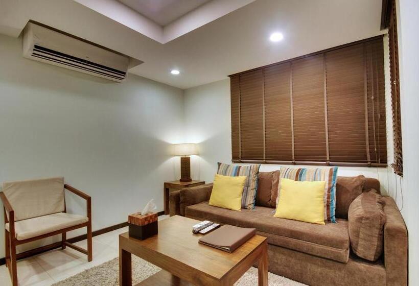 سوئیت پریمیوم, The Somerset