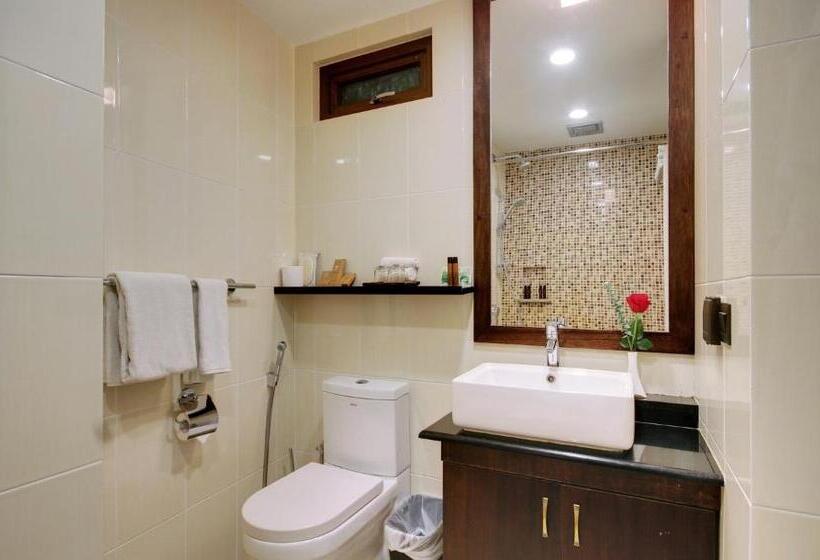 اتاق سوپریور, The Somerset