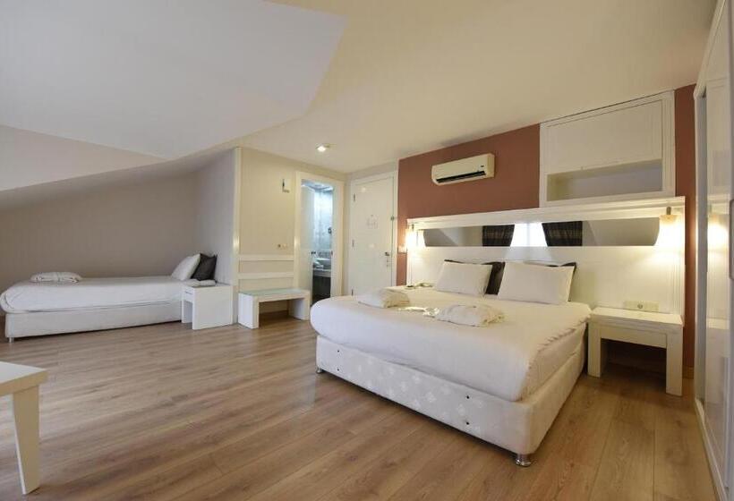 패밀리 룸, Tripolis