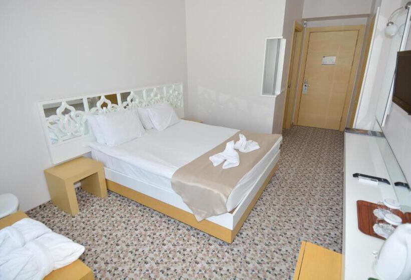 스탠다드 룸 가든 전망, Tripolis