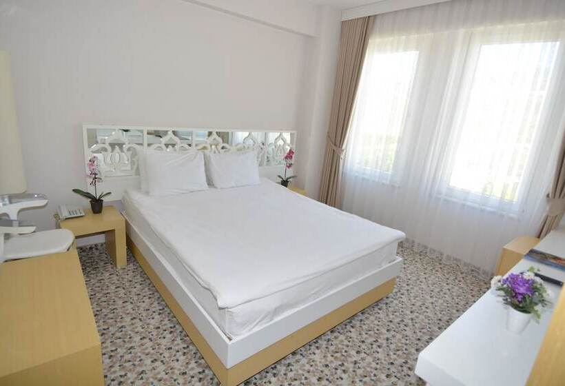 스탠다드 룸 가든 전망, Tripolis