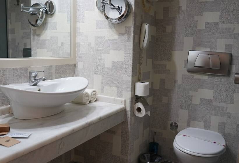 스탠다드 룸 가든 전망, Tripolis