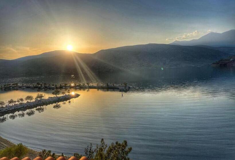 סוויטת ג'וניור נוף לים, Trokadero Boutique