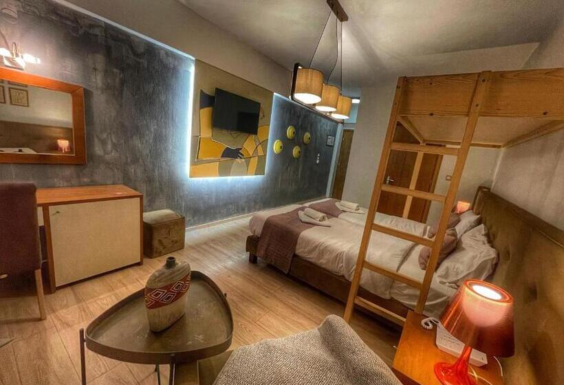 חדר משפחתי נוף לים, Trokadero Boutique