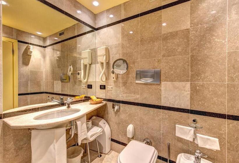 חדר סטנדרט, Motel Regal