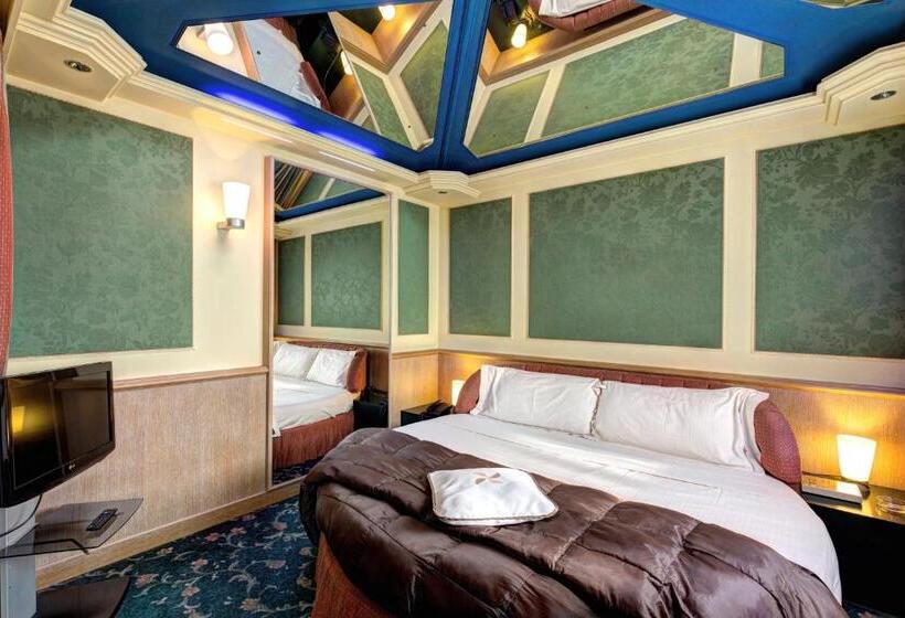 סוויטה, Motel Regal