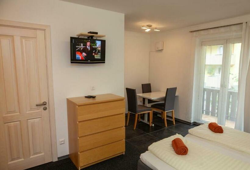 Апартаменты 1 Спальня с Балконом, Haus Piller