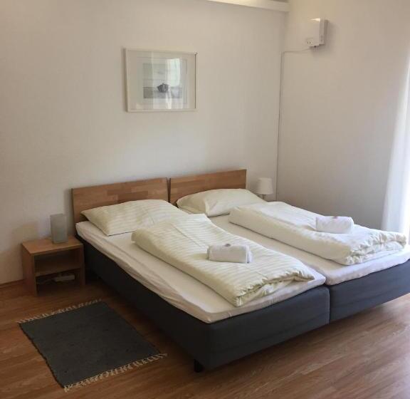 Апартаменты 2 Спальни, Haus Piller