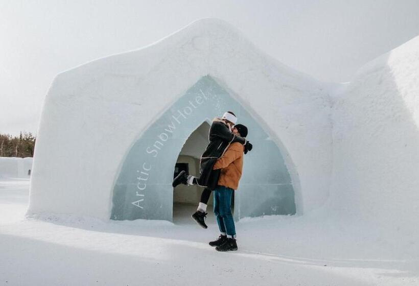スイート, Arctic Snowhotel & Glass Igloos